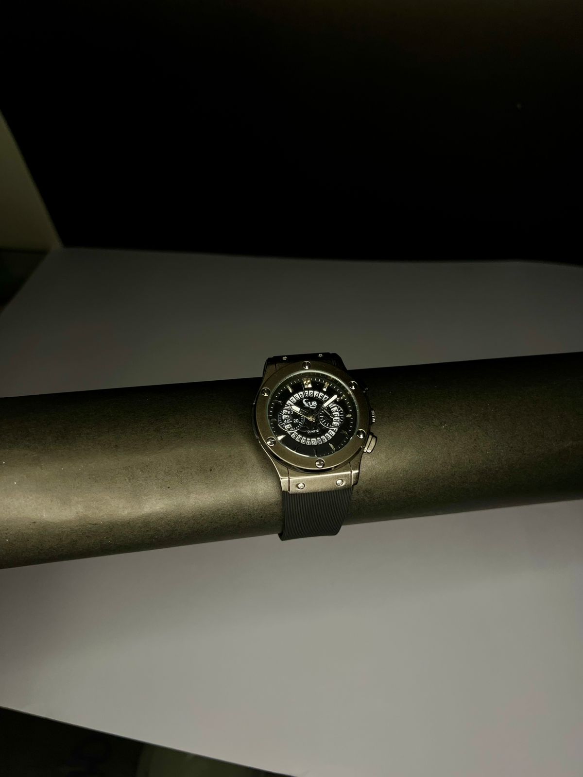 Hublot Master Lock Strap Watch – Innovation in Every Second