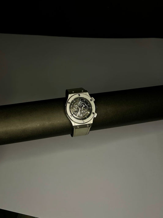 Hublot Master Lock Strap Watch – Innovation in Every Second