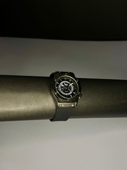 Hublot Master Lock Strap Watch – Innovation in Every Second